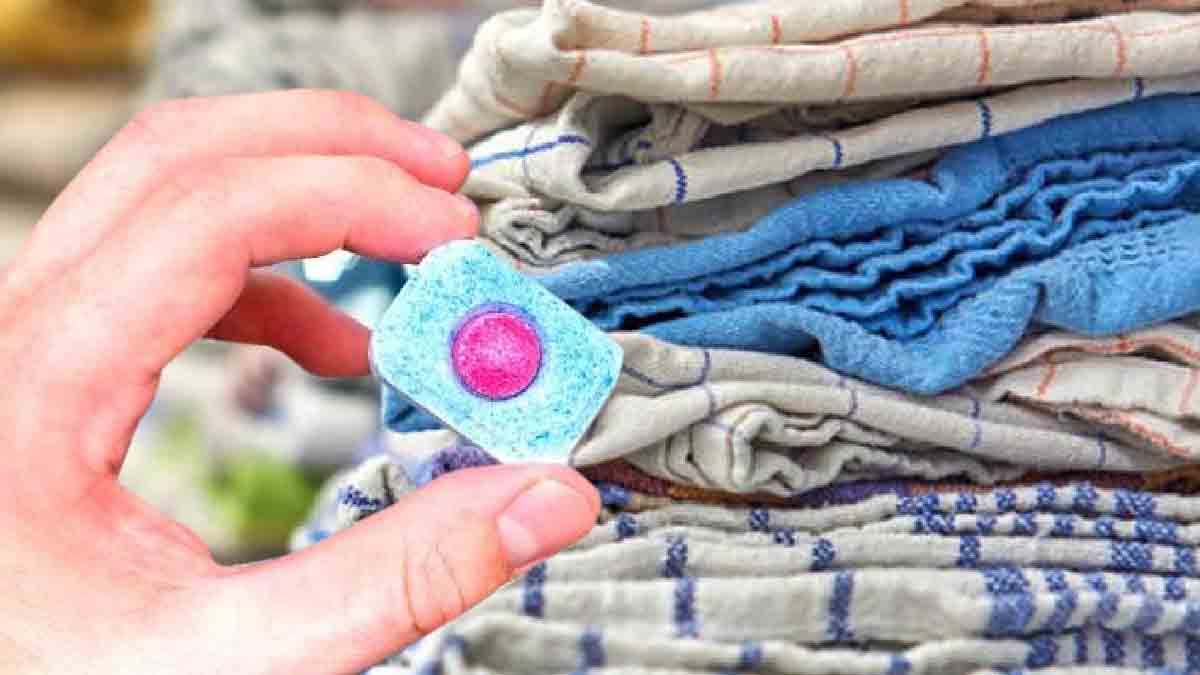 ¡Sólo una pastilla de lavavajillas para blanquear los trapos sucios!
