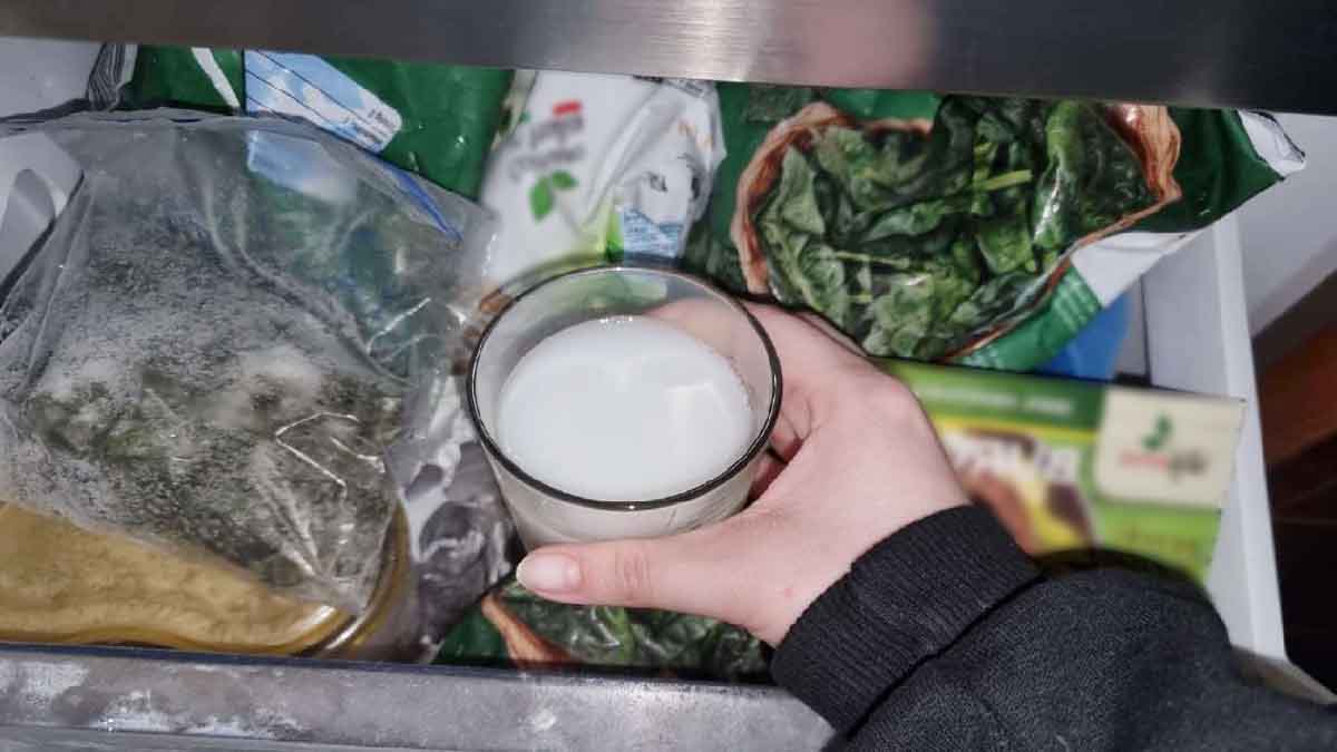 Deje un vaso de suavizante en el congelador durante toda la noche y ¡vea lo que ocurre!