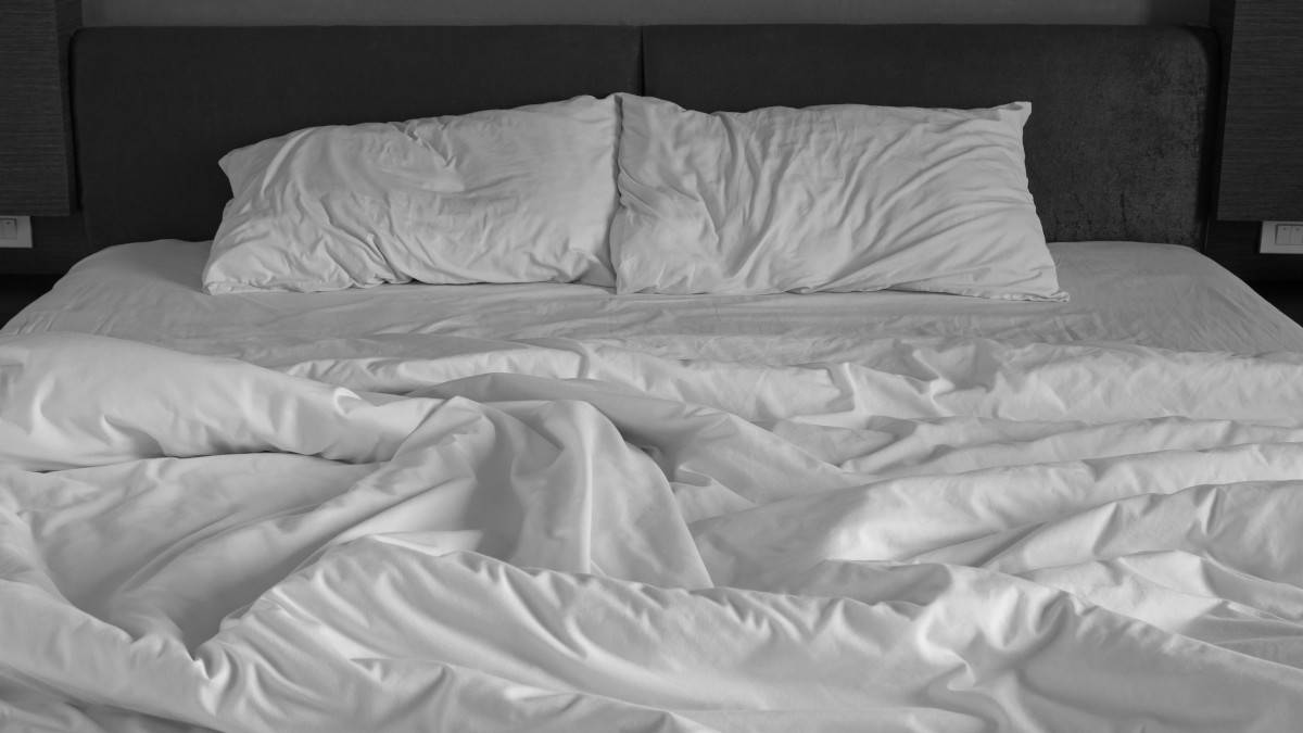 No más sábanas arrugadas: simplemente tira este ingrediente a la lavadora