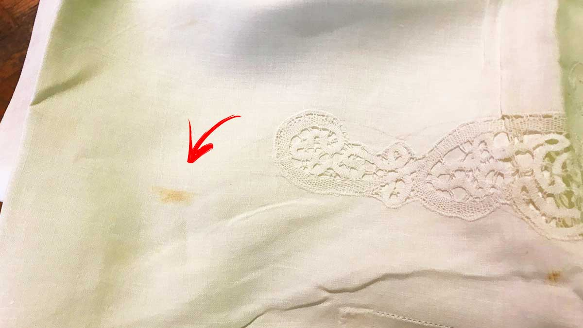 Cómo blanquear el kit amarillento y quitar las manchas.