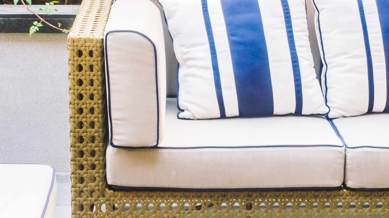 Ha llegado el momento de lavar tus cojines de exterior: sigue estos sencillos y fantásticos consejos