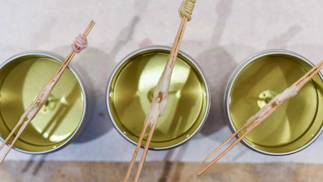 Saluda a los mosquitos gracias a este repelente natural: lo preparas con ingredientes que ya tienes en casa