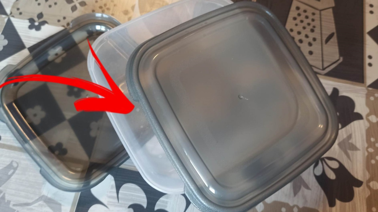 Por qué los recipientes de plástico no se secan en el lavavajillas