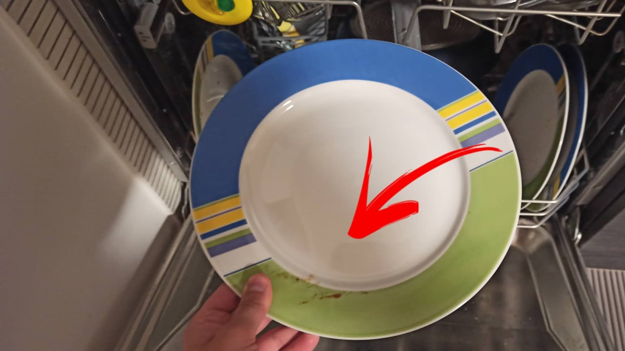 Un método para lavar los platos a mano eliminando todo rastro de suciedad y bacterias