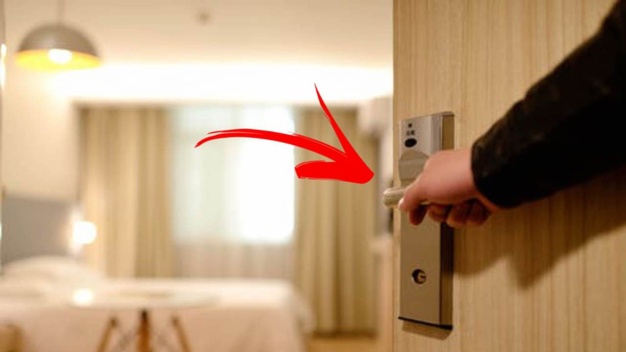 Realice estos controles inmediatamente tan pronto como llegue a su habitación de hotel.