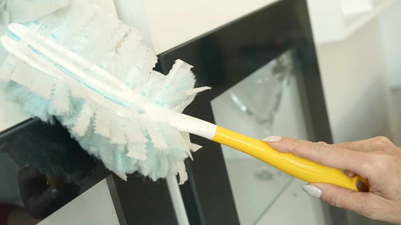 ¡Estás quitando el polvo mal! ¡Trucos para tener un hogar perfectamente limpio y sin residuos!