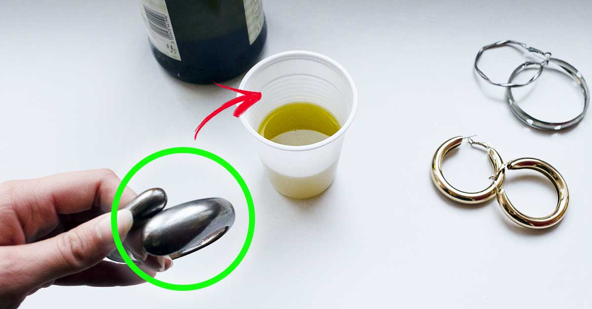 Cómo limpiar bisutería oxidada con remedios naturales