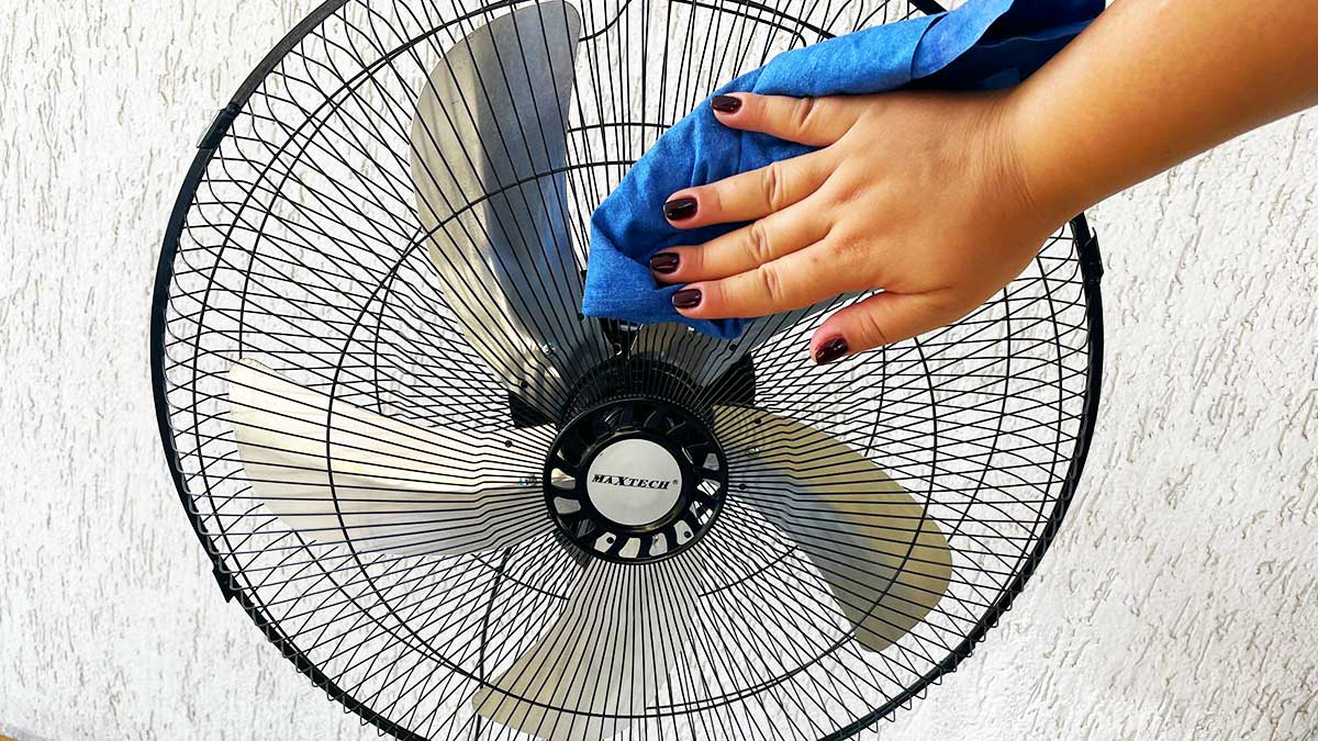 Cómo limpiar los ventiladores y almacenarlos antes de guardarlos para el próximo año