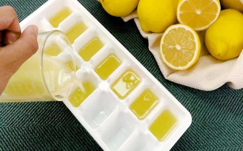 He aquí por qué deberías empezar a consumir limones congelados