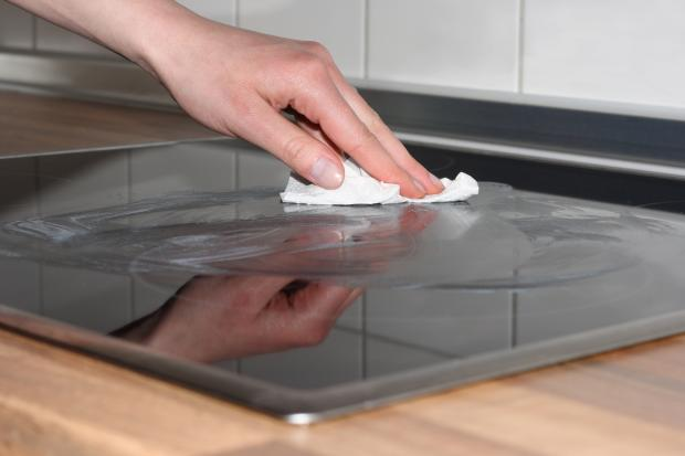 Limpieza de la vitrocerámica: los mejores consejos y trucos