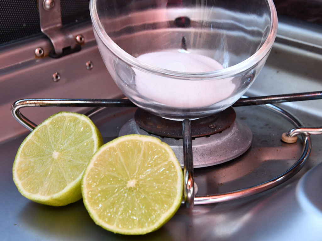 Limpieza de estufa de gas sin químicos y horas de fregado