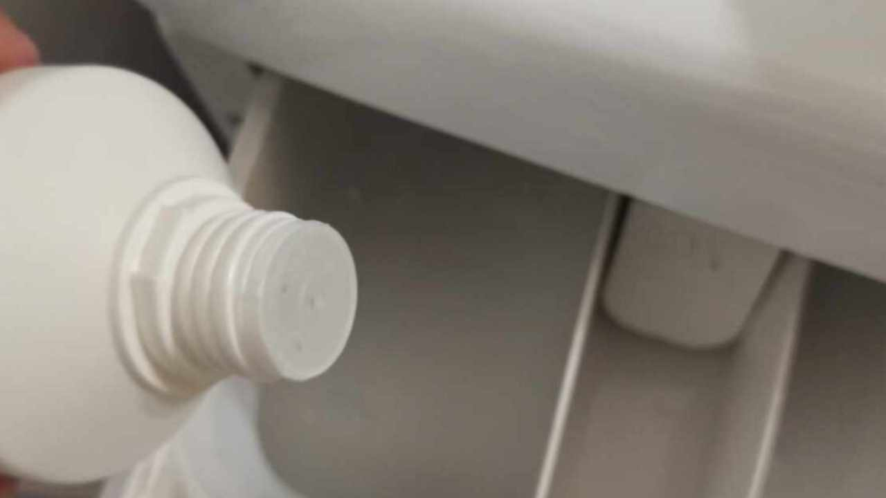 Aquí es donde poner peróxido de hidrógeno en la lavadora.