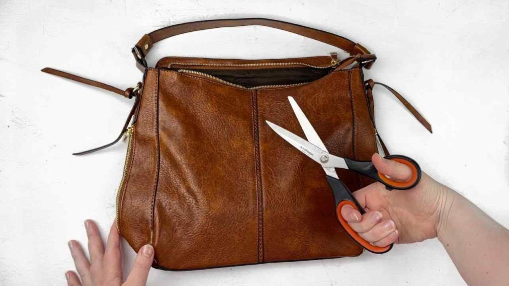 Cree estos 4 objetos nuevos y hermosos a partir de un bolso viejo: recíclelos así