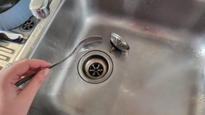 Cómo limpiar el desagüe del lavabo: la manera natural de eliminar la suciedad