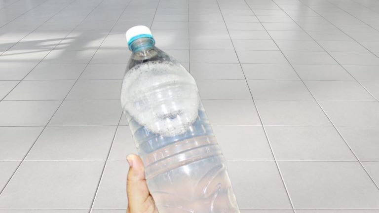 Cómo limpiar el suelo de casa con solo 3 ingredientes: nunca estuvo tan blanco