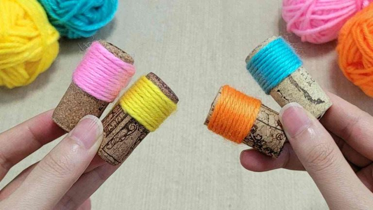 Crea esta brillante idea de reciclaje con tapones de vino y un ovillo