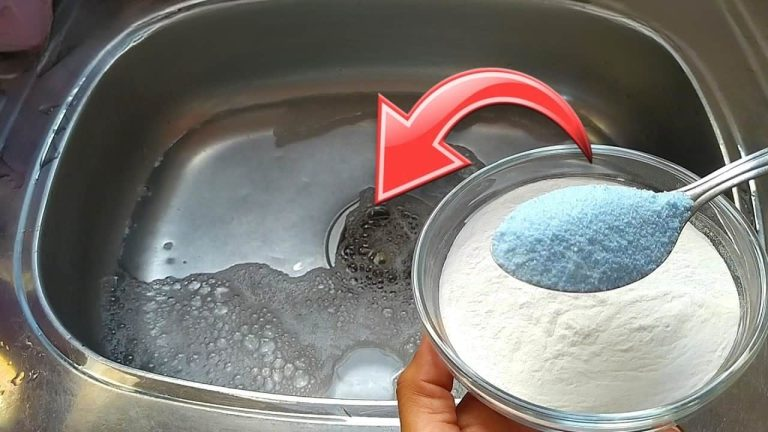 Desagüe atascado, no uses la soda cáustica habitual: utiliza 2 cucharadas para solucionarlo al instante