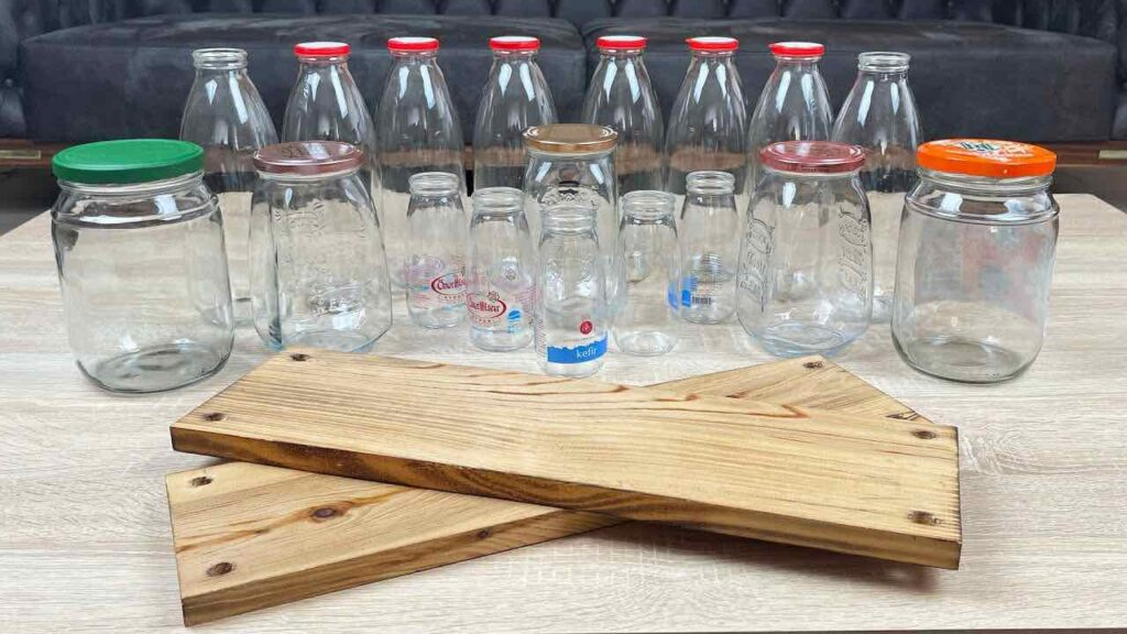 Fantástica idea de reciclaje con frascos de vidrio y tablas de madera: ¿qué puedes crear?