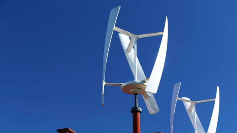 Nueva planta eólica para ahorrar en las facturas: olvídate de los paneles solares