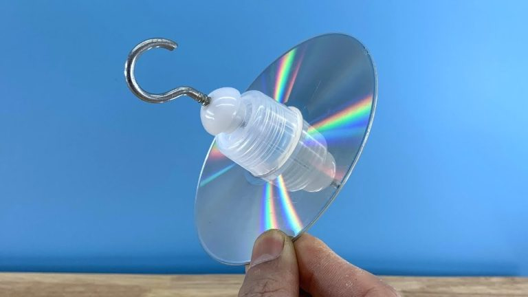 Pocas personas saben que podrían crear esto con 1 botella y un gancho