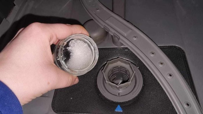 Ponlo en el filtro del lavavajillas antes de encenderlo: ahorrarás mucho dinero a fin de mes