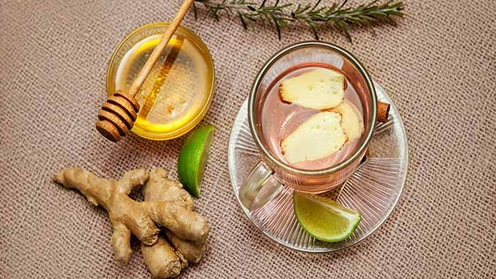 Ajo, limón, miel, jengibre: así se prepara
