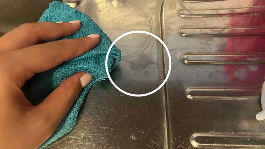 Adiós a las manchas en acero, con este método puedes eliminarlas rápido