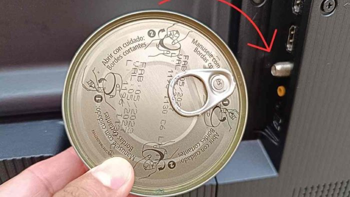 Coloque una lata de atún detrás del televisor: ¿Qué sucede después?