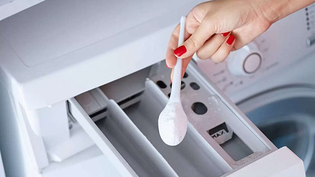 Elimina la cal en la lavadora, con solo dos cucharadas de este ingrediente basta