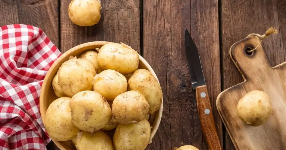 Este increíble truco evita que tus papas germinen