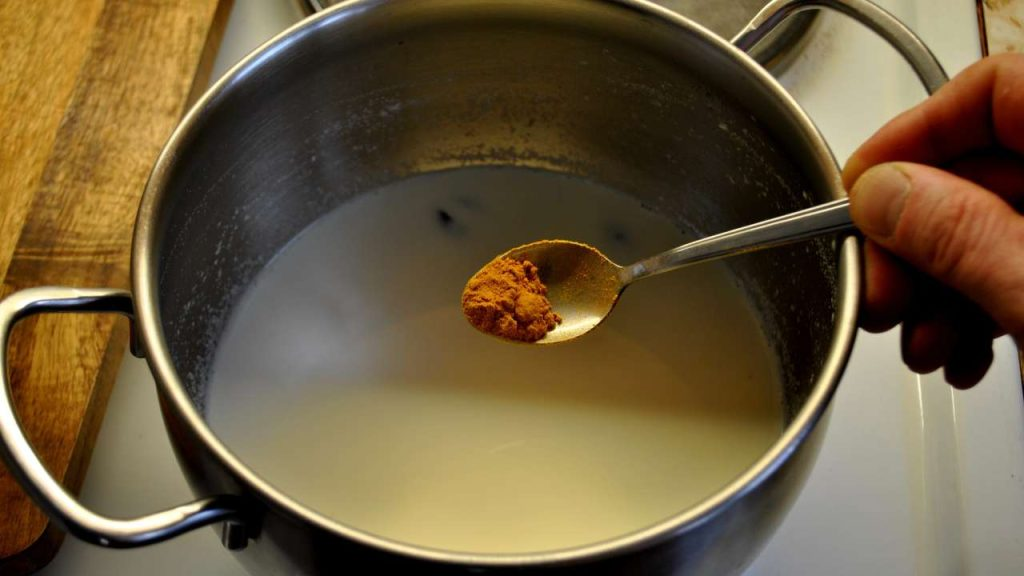 Pesticida natural potente, protege tus plantas con solo una cucharadita