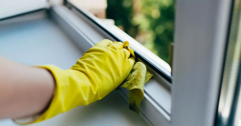 Añade 6 cucharadas al agua caliente y limpia los marcos: tus marcos quedarán como nuevos