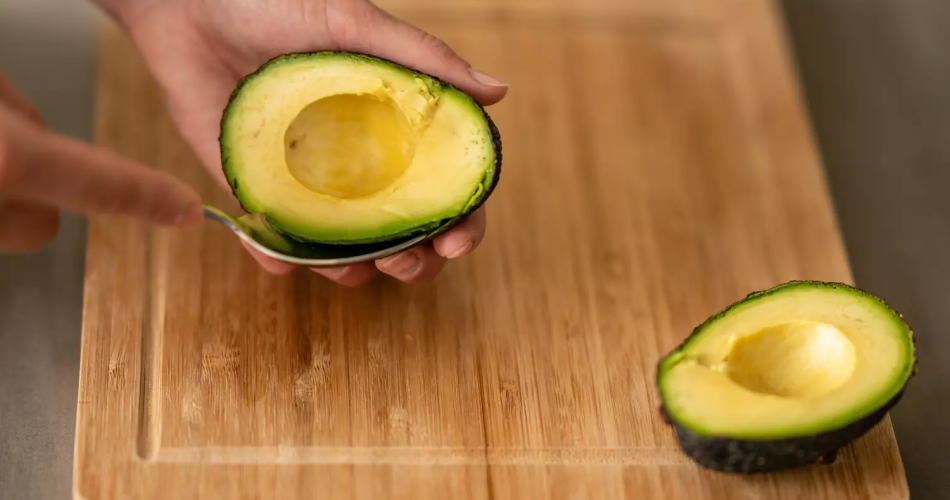 El truco fácil para madurar un aguacate en menos de un día