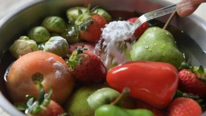 Frutas y verduras llenas de pesticidas: así puedes eliminarlos rápido