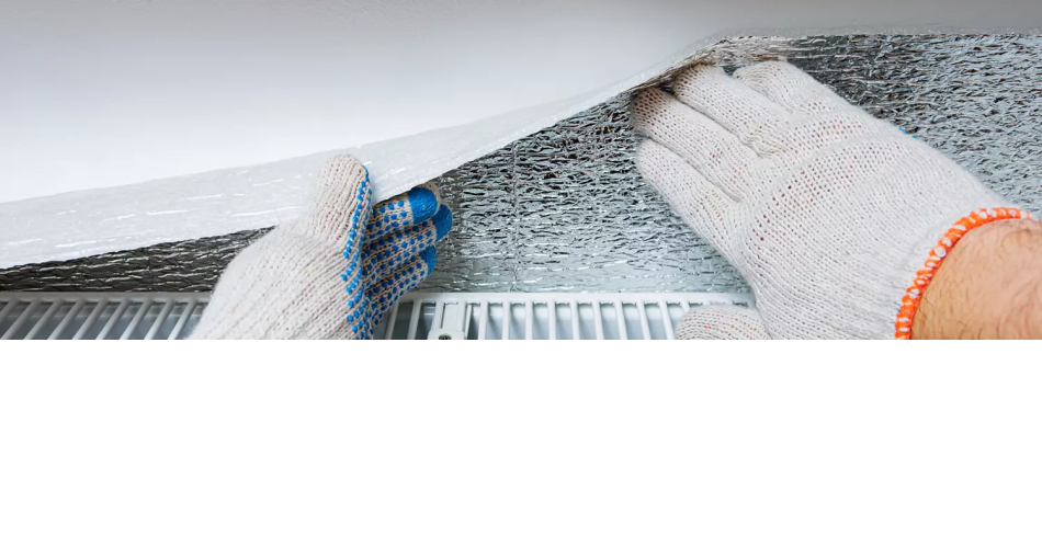 Hay quien pone papel de aluminio detrás de los radiadores y el resultado les da la razón