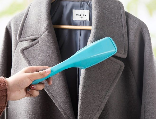 Abrigos de telas naturales: limpio a mano abrigos de cachemira y tweed sin esfuerzo innecesario ni productos químicos dañinos.
