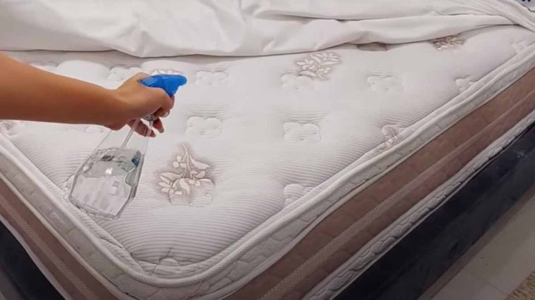 Alcohol en el colchón: un acto que te salva la vida