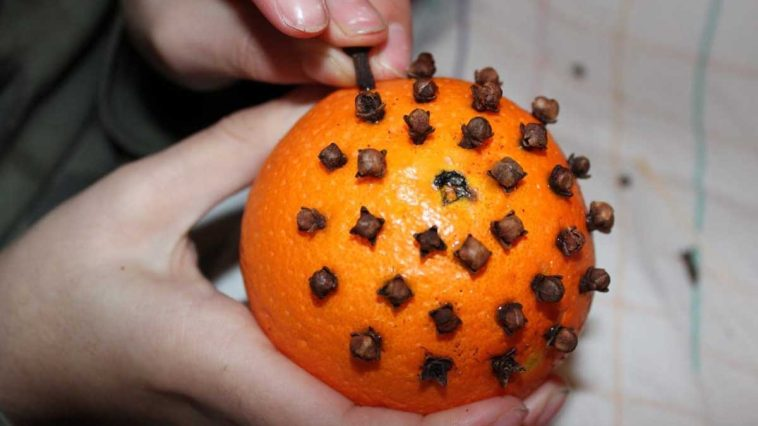 Clavos de olor en la naranja: un consejo muy útil para el hogar