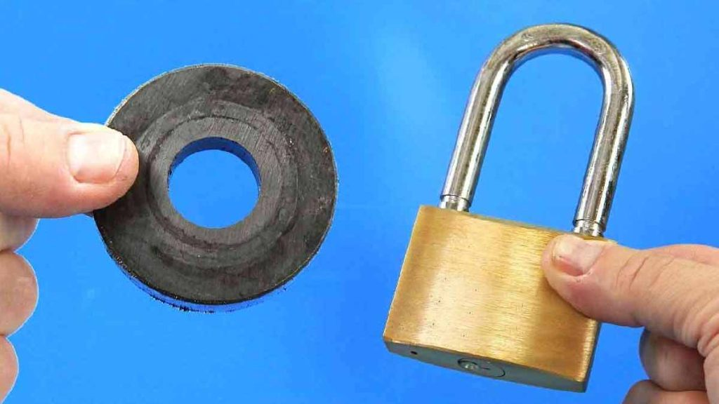 Desbloquea rápidamente la cerradura usando la tecnología magnética: te sorprenderá el resultado