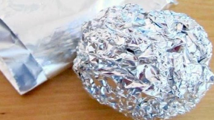 Pelotas de aluminio, guárdalas en la despensa: el resultado te sorprenderá