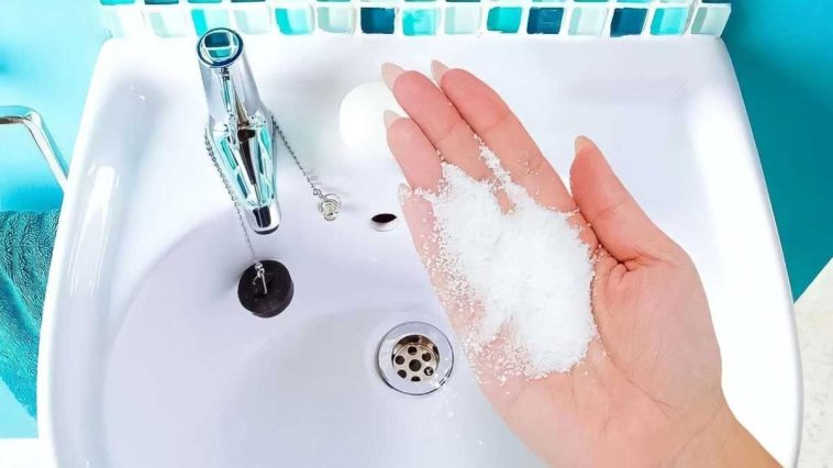 Un puñado de azúcar en la garganta: nunca olvides este gesto antes de dormir