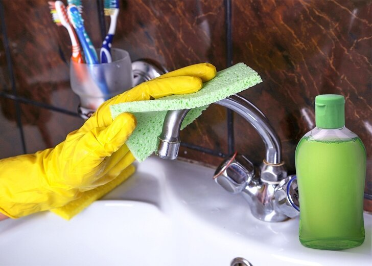 7 trucos para limpiar su baño sin químicos