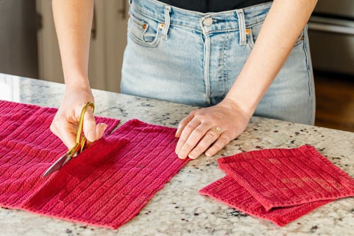 Amas de casa experimentadas no tiran las toallas viejas: 4 ideas para reutilizar los textiles del hogar usados