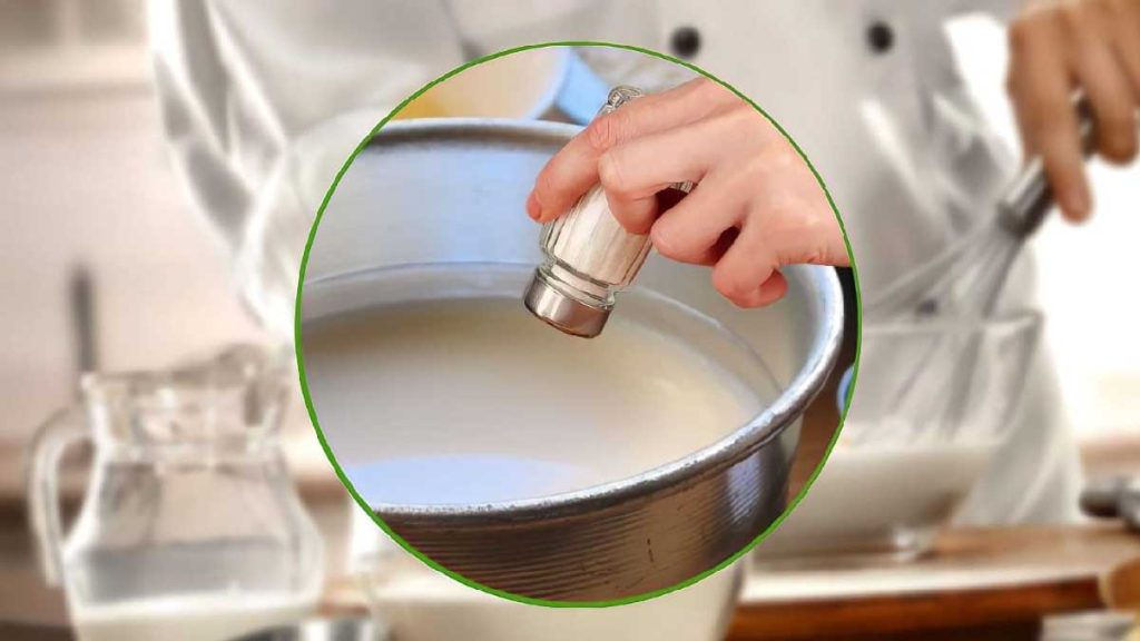 Agreguen una pizca de sal a la leche: les encantará este consejo