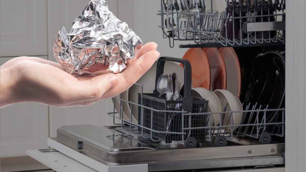 Apto para lavavajillas: La punta de papel de aluminio para cubiertos siempre limpios y brillantes