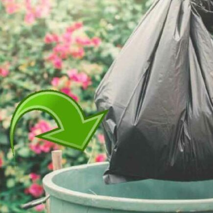 Hacer un agujero en el fondo del cubo de la basura es el truco inteligente que las amas de casa deberían probar de inmediato.