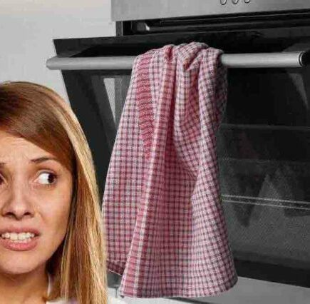 Nunca cometas el error de colgar el paño en el tirador de la puerta del horno.