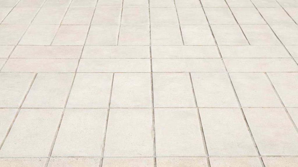 ¿Cómo conseguir juntas de azulejos limpias y claras?