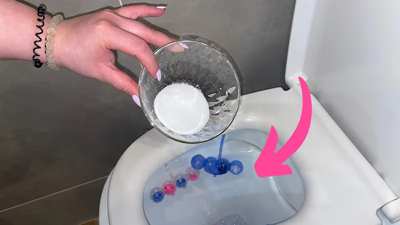 Sin químicos ni costos adicionales: Mezcle estos tres ingredientes para devolver limpieza y frescura a su baño